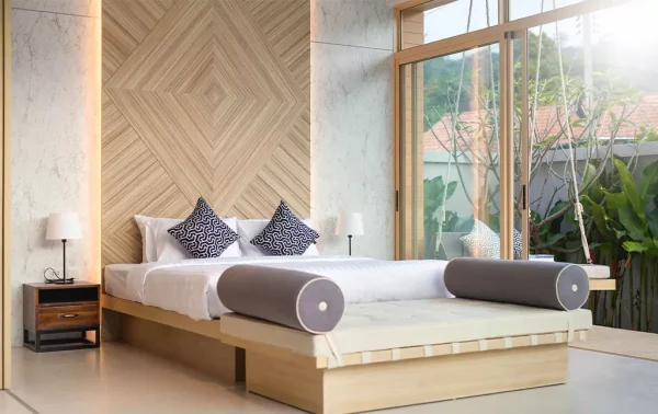 PU polish colour to enhance the natural beauty of wood